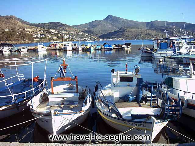  AEGINA PHOTO GALLERY - AEGINA FISHING BOATS